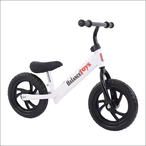 MALLBEM(SHANGHAI) Industrial Company Ltd द्वारा बेबी वॉकर बैलेंस बाइक चिल्ड्रन नो पैडल किड्स साइकिल।