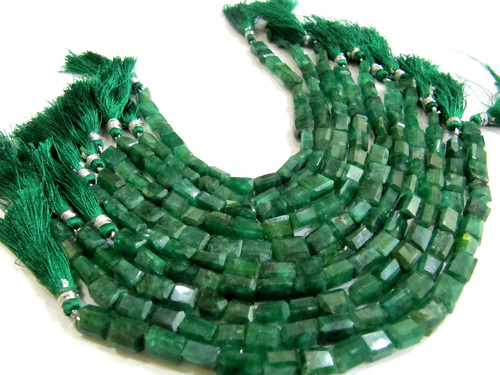 Natural Emerald Beryl Briolette Nugget Tumbled Beads