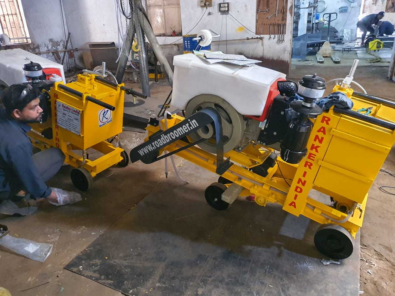 13HP VST Shakti Road Cutter