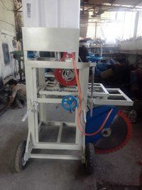 Concrete Divider Cutting Machine