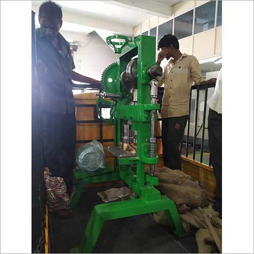 Green Naphthalene Ball Making Machine