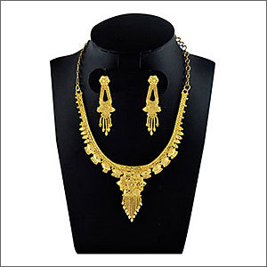 Ladies Gold Plated Necklace Set Gender: Women'S