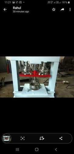 Hydraulic paper plate making machine
