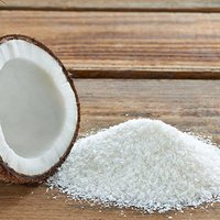 Low Fat Desiccated Coconut Powder - 100g Bag, White Coconut Powder for Baking and Cooking, 12 Months Shelf Life
