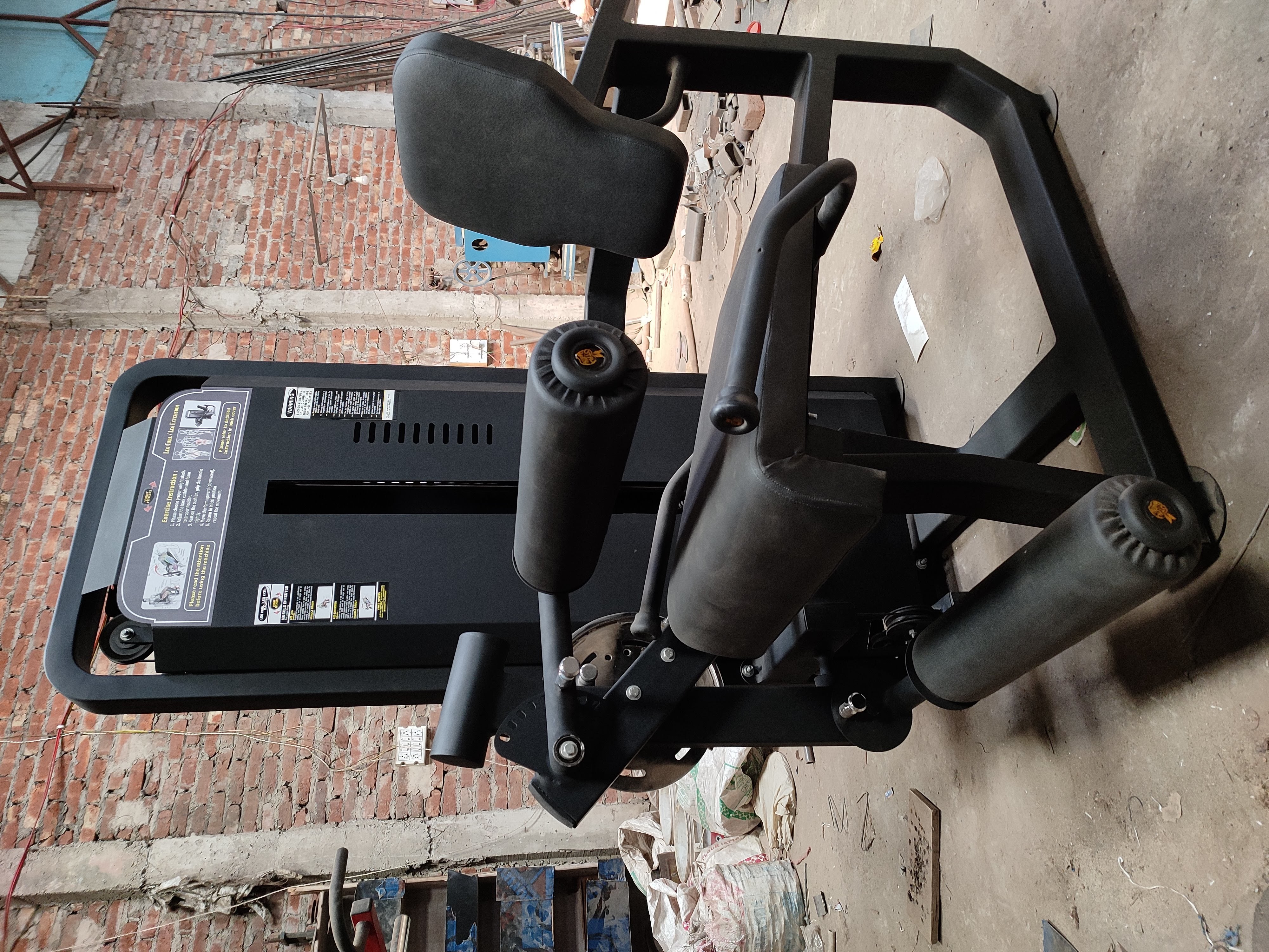 Leg Extension  Curl Machine