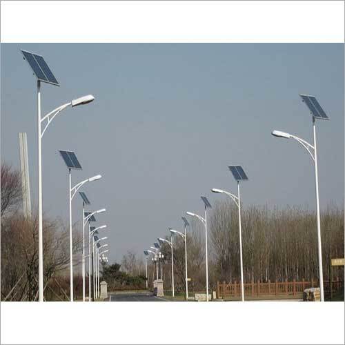 Single Arm Solar Panel Street Light Pole