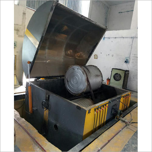 Closed Oven Rock and Roll Rotational Moulding Machine