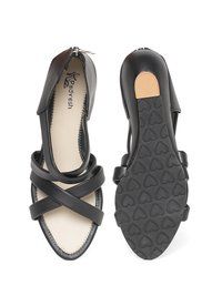 Ladies Fancy Black Sandals