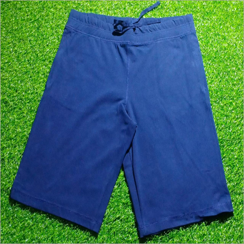 Girls Slim Fit Shorts Age Group: 3 To 10 Years