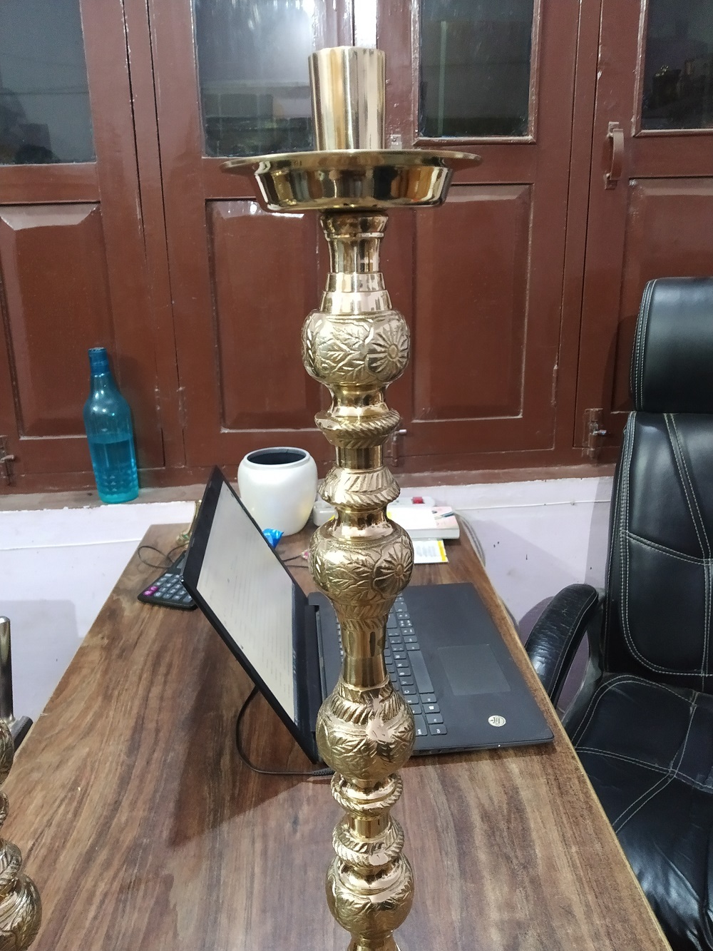METAL CANDLE HOLDER WITH SHINE POLISHED
