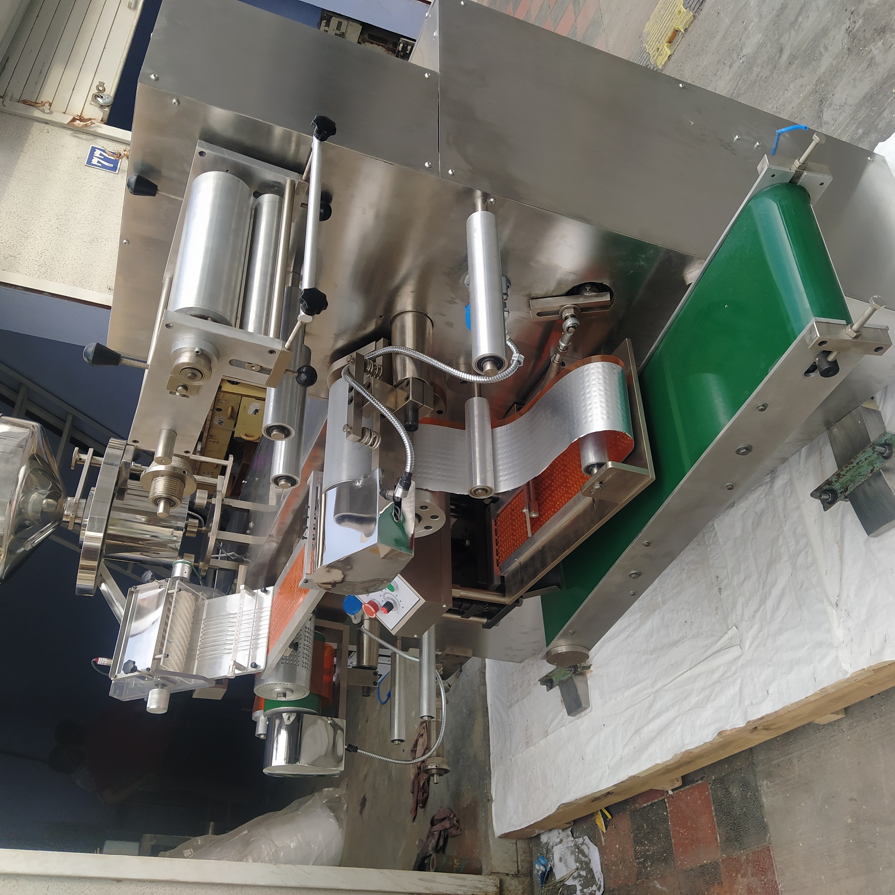 Blister Packing Machine