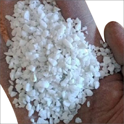 White Marble Chips Size: 3