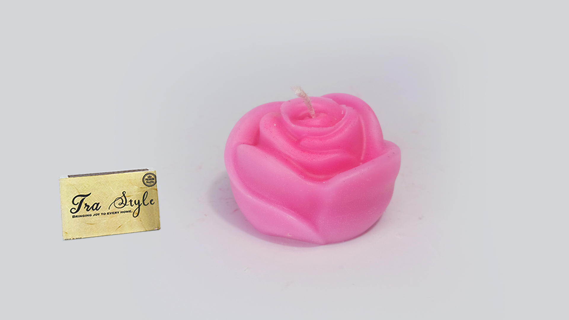 TRA Style Scented Rose Candle