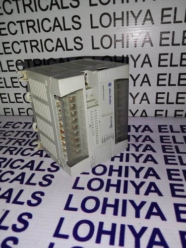 ALLEN BRADLEY OUTPUT MODULE 1762-L24BWA