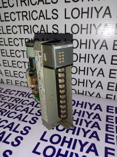 ALLEN BRADLEY OUTPUT MODULE 1746-0W8