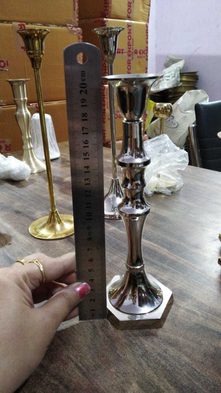 EXCLUSIVE CANDLE HOLDER