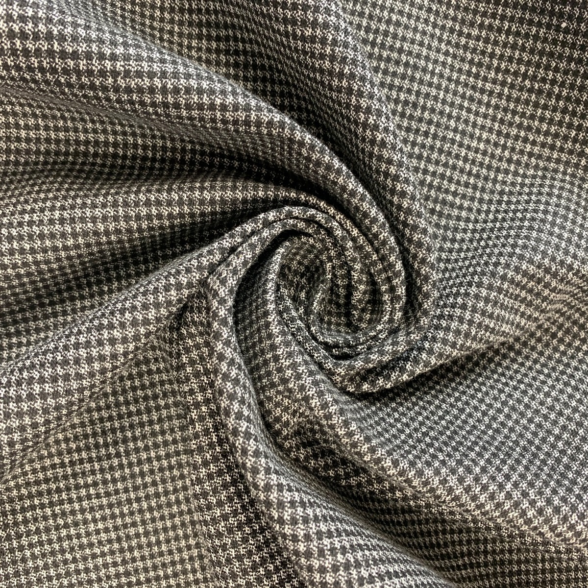 Polyester Viscose Check Uniform Suiting Fabric, Check/stripes