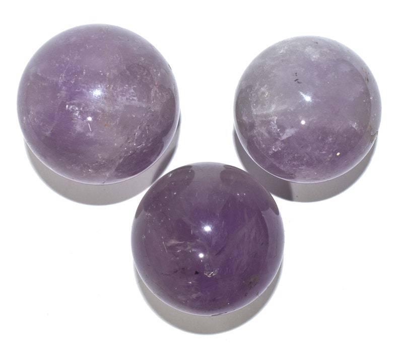 AMethyst Sphere perfect For Crystal Healing