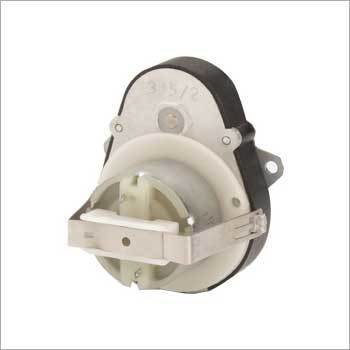 0.1 RPM to 600 RPM DC Geared Motor