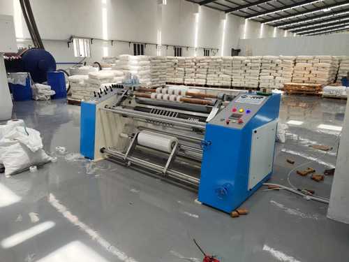 Slitting And Rewinding Machine For Stretch Film