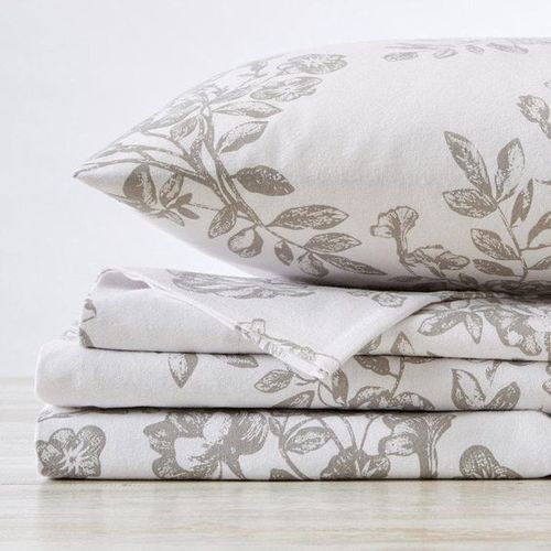 Decorative polyester bed sheet fabric