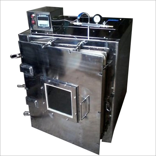 Vacuum Oven