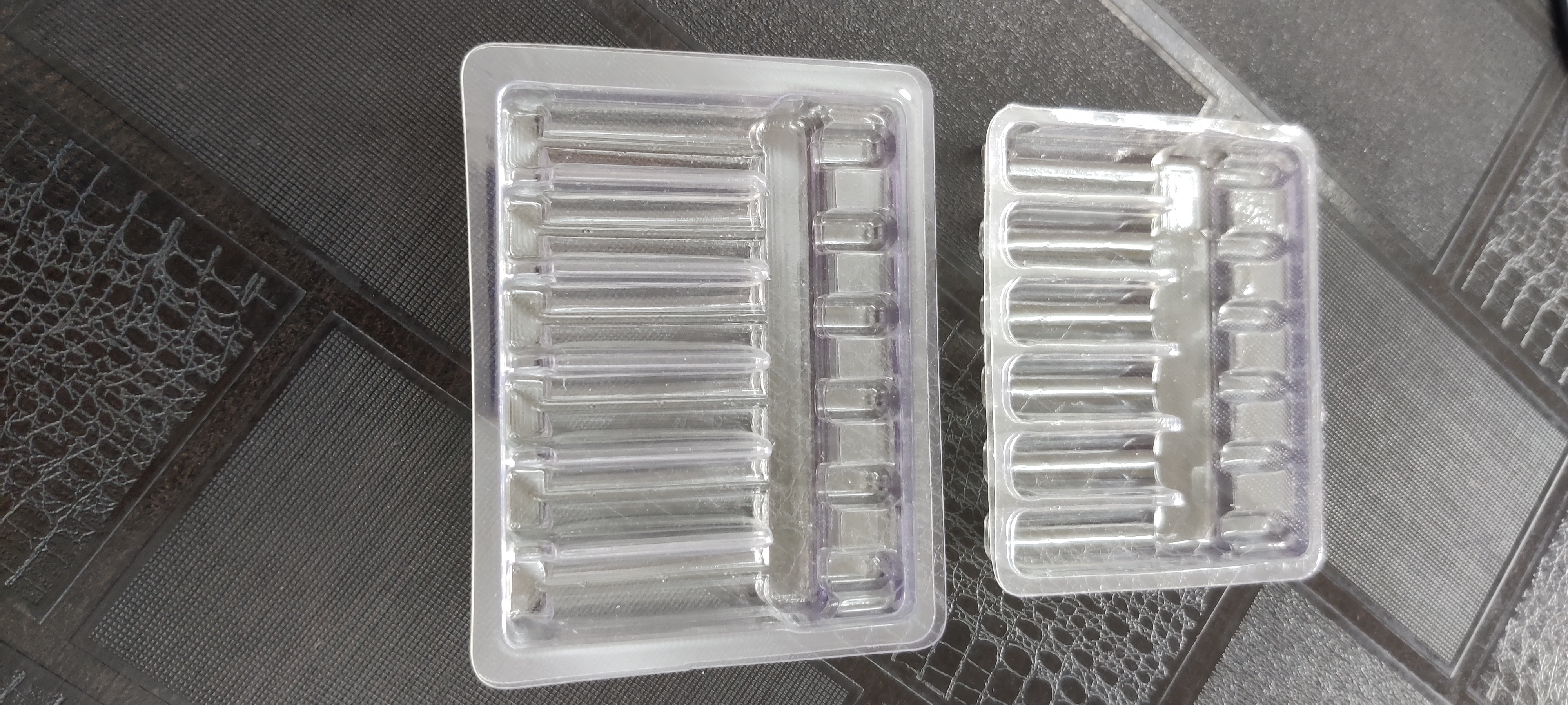 INJECTION TRAY