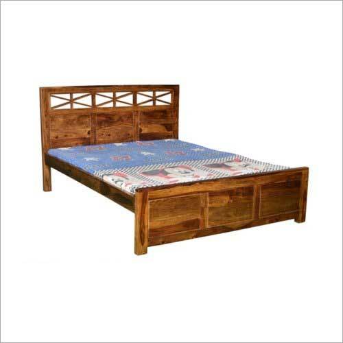 Machine Made Wooden Double Bed