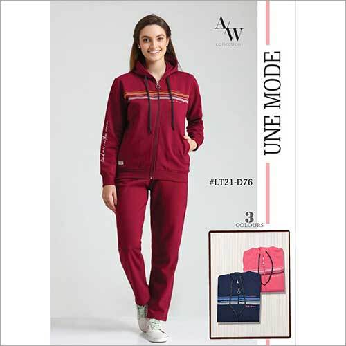 Ladies Sports Tracksuit Age Group: Adults