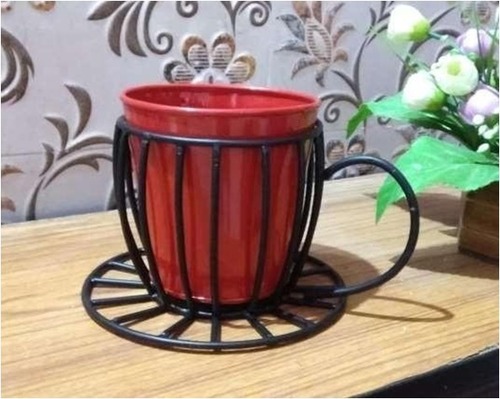 IRON TABLE TOP CUP WITH POT