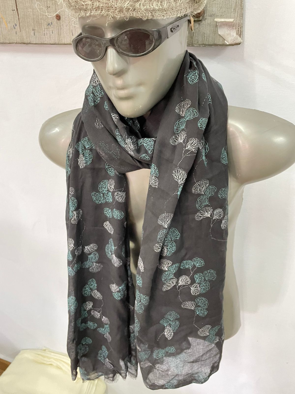 Cotton dyed rubber printed stole for women