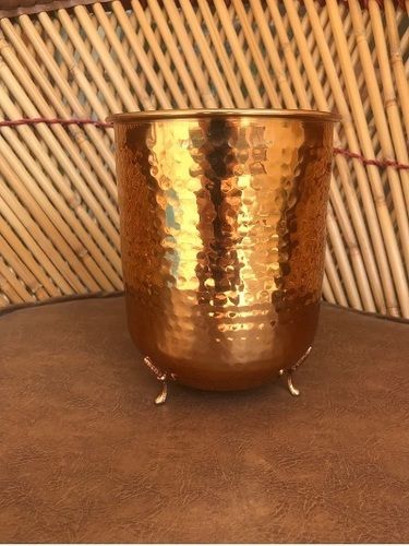 BRASS ROUNND SHAPED HAMMER PLANTER