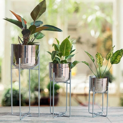 Silver Pot With Silver Stand Set Of 3 Planter