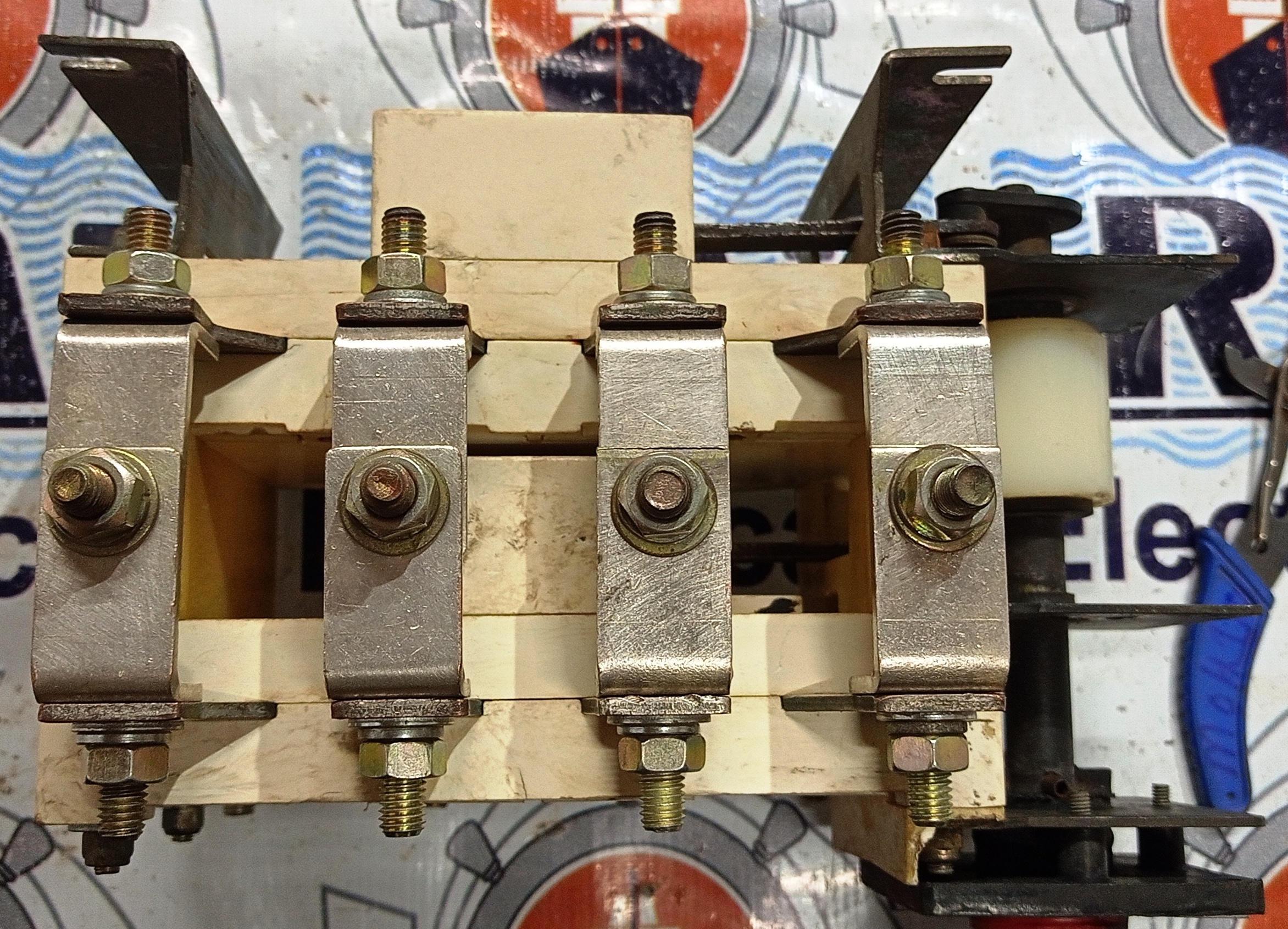 SOCOMEC HPL COS 125A CHANGEOVER SWITCH