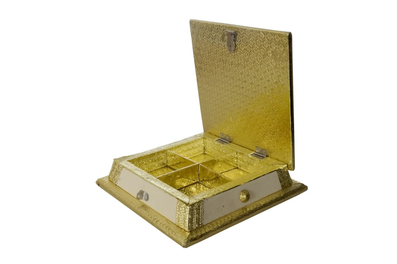 DRY FRUIT BOX WOODEN BOX/SWEETS