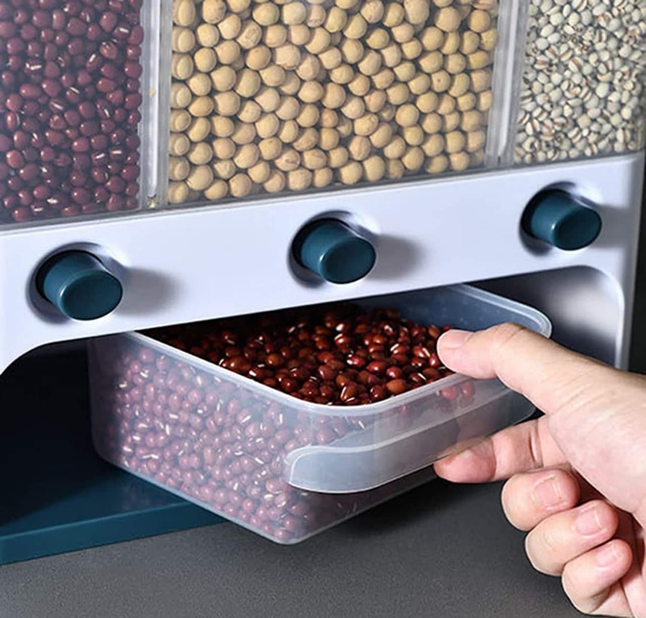 3 GRID WALL MOUNTED DRY FOOD DISPENSER