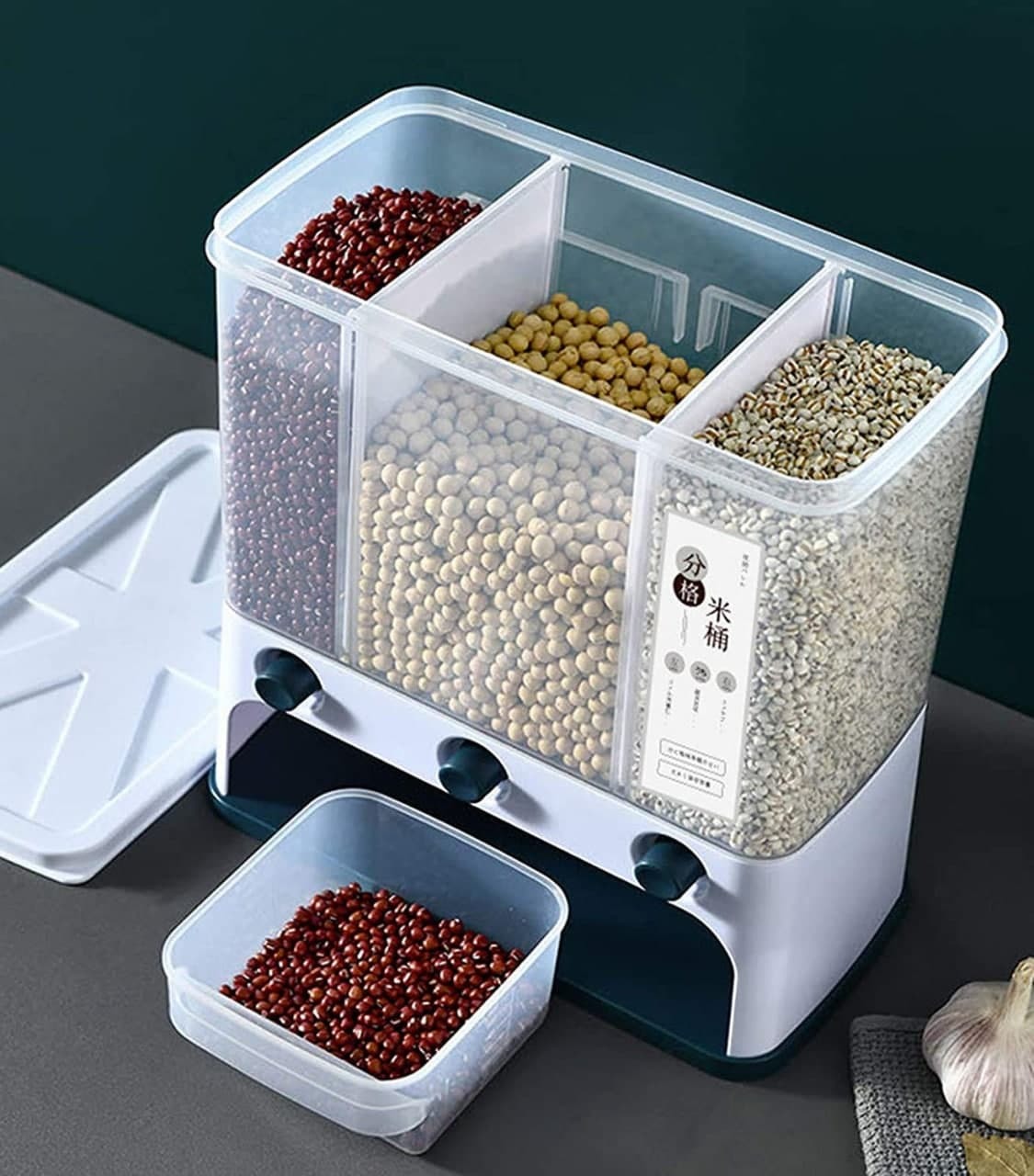 3 GRID WALL MOUNTED DRY FOOD DISPENSER