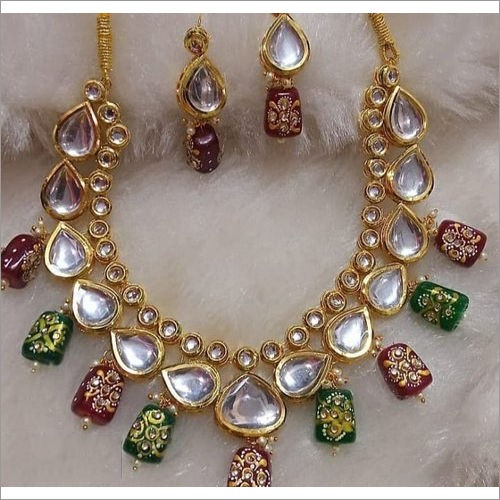 Casual Kundan Necklace Set