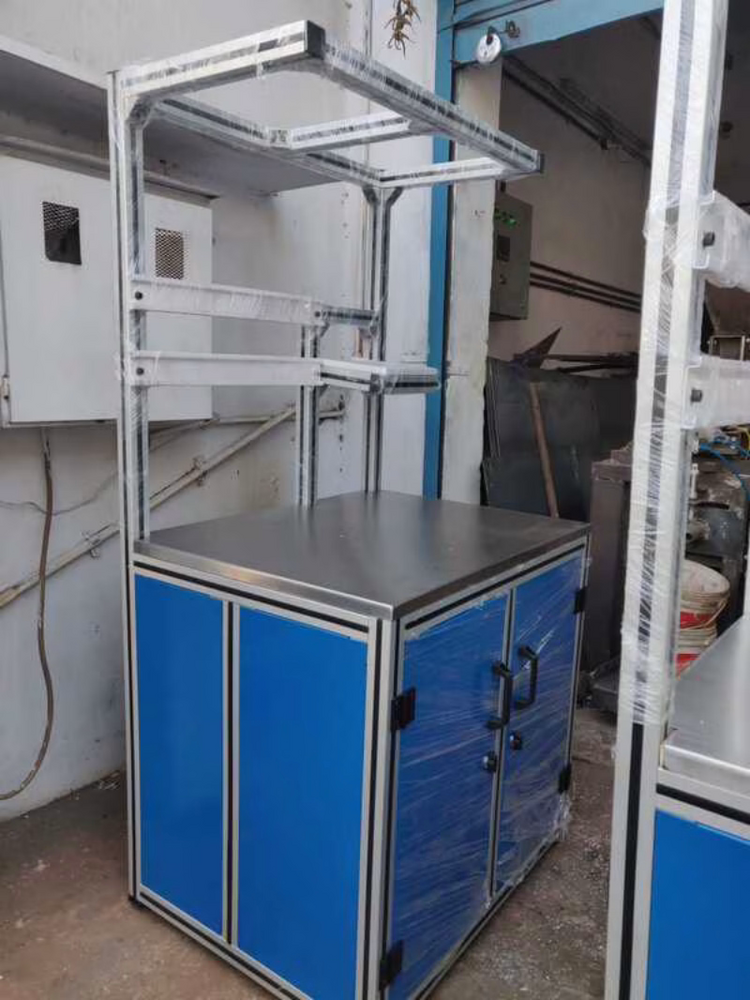 Industrial Aluminum Workbench - Color: Customized