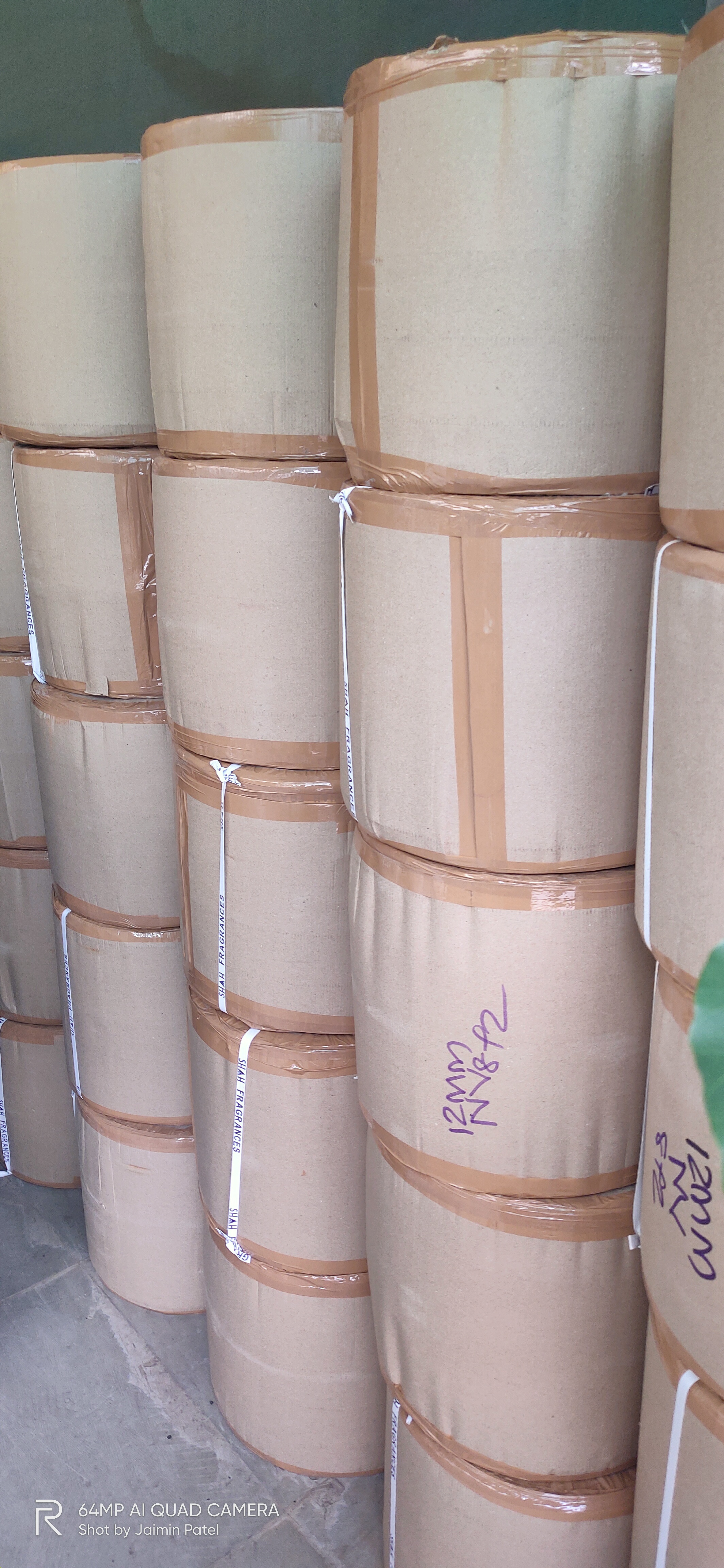 Box-Strapping Roll