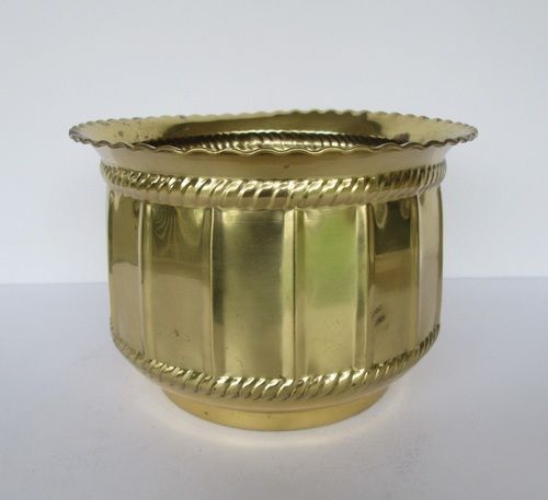 BRASS FULL ENGRAVED HIGH QUALITY PLANTER