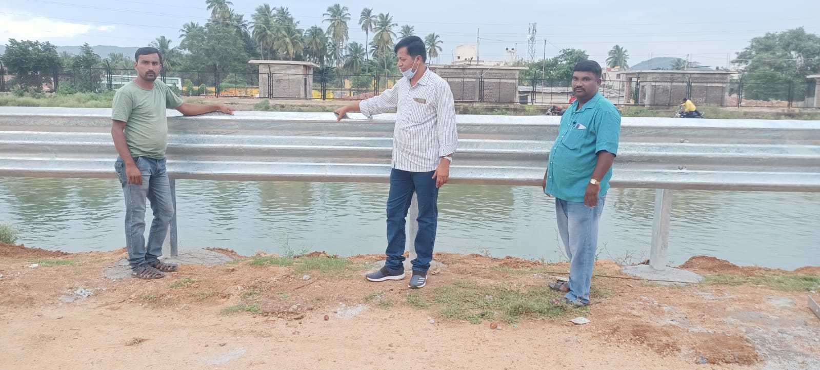 W Beam Crash Barrier