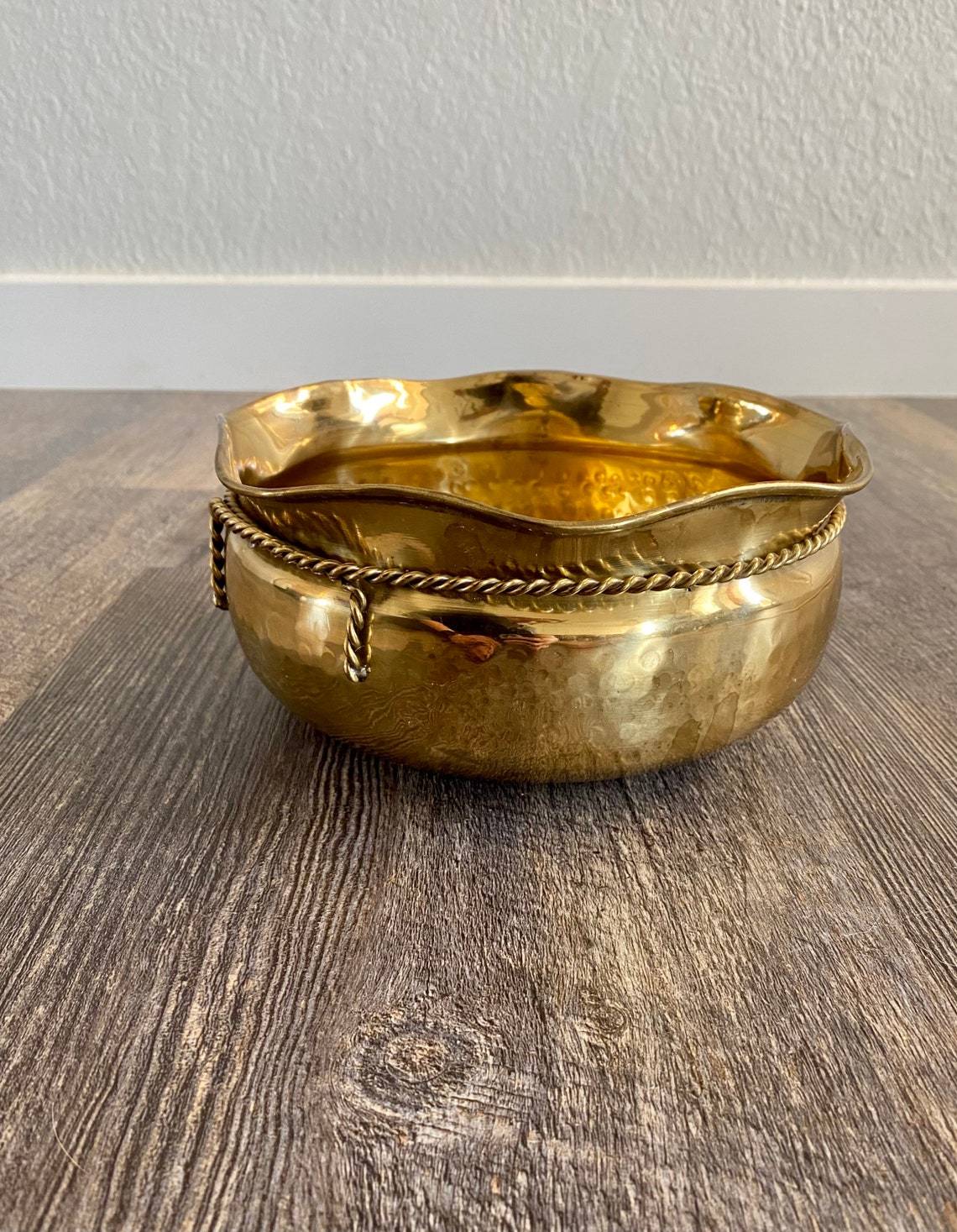 BRASS ROUND BIG HIGH QUALITY PLANTER
