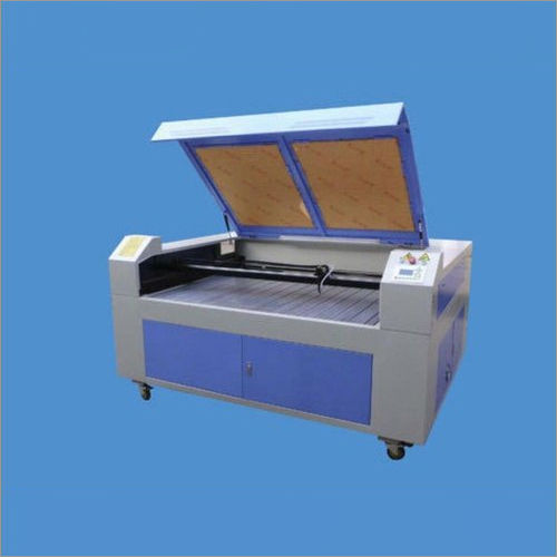 Co2 Fiber Laser Engraving Machine Voltage: 380 Volt (V)