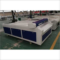 Co2 Laser Engraving Cutting Machine Voltage: 440 Volt (v)