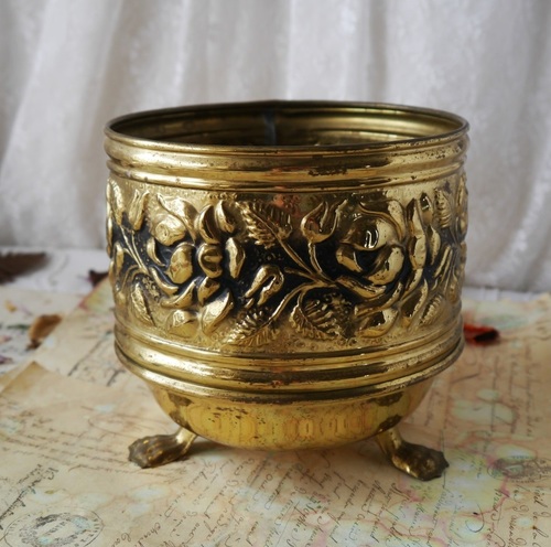 BRASS FOOTED FLORISHED ENGRAVED PLANTER
