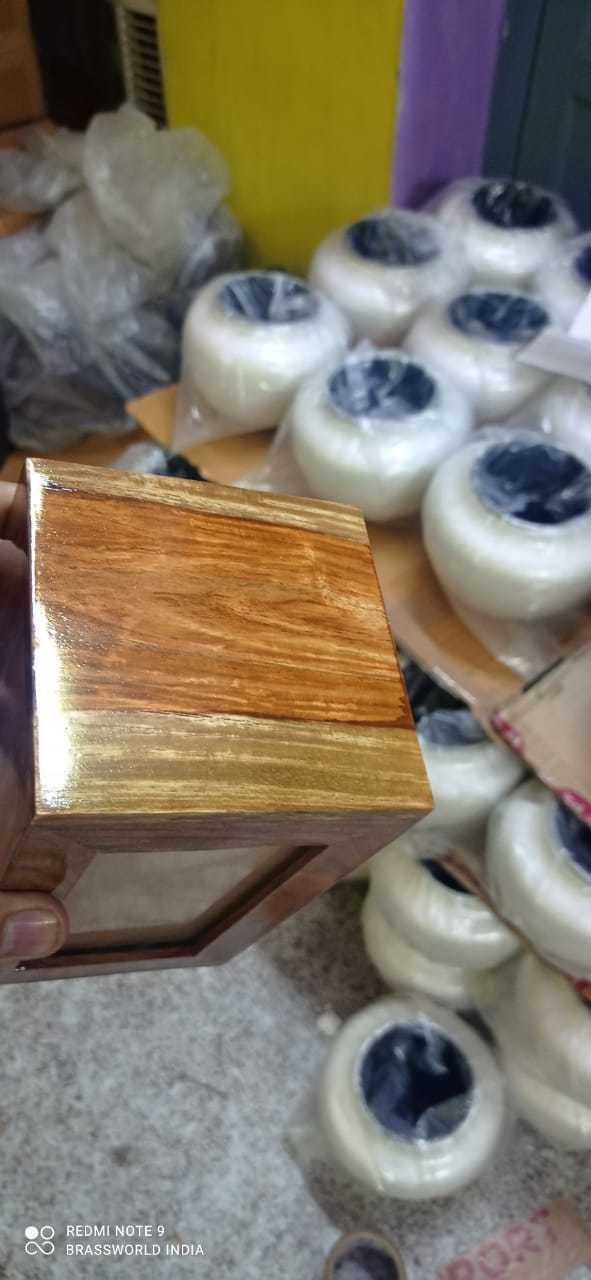WOODEN PHOTOFRAME HIGH QUALITY POLISHED ADULT CREMATION URN