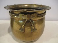 BRASS GOLDEN ART VILLA LINING DESIGNED PLANTER