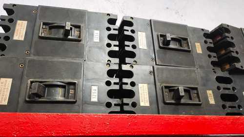 CIRCUIT BREAKER