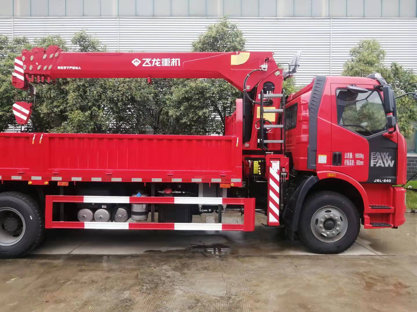 truck mounted crane hydraulic cranes straight boom crane china brand